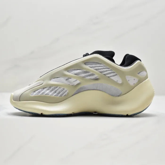 YEEZY 700