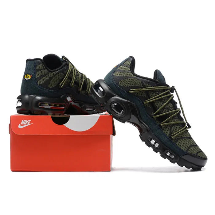 NIKE AIR MAX PLUS UTILITY