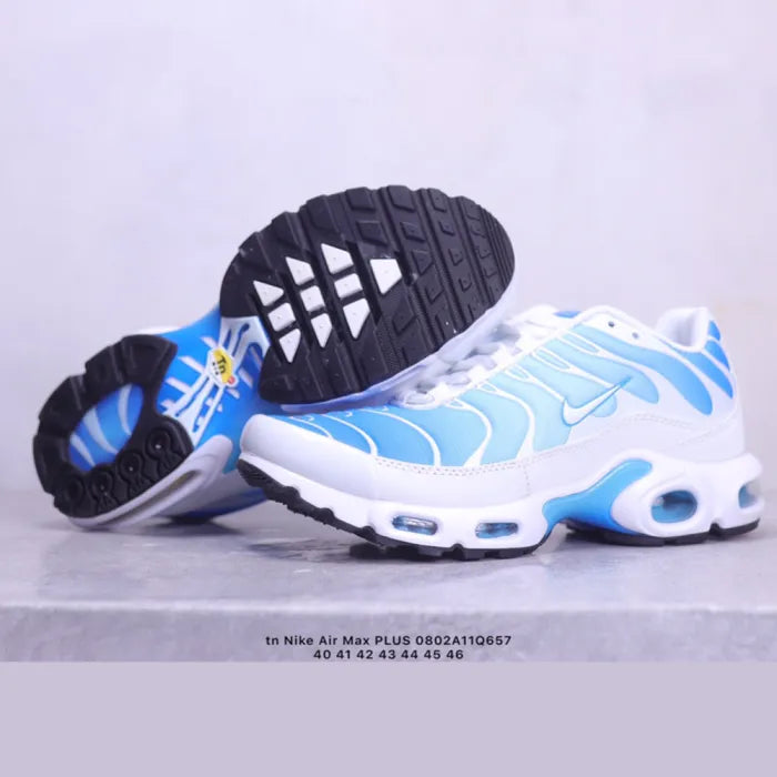 NIKE AIR MAX PLUS