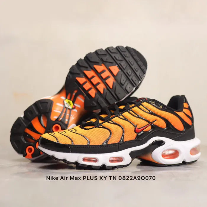 NIKE AIR MAX PLUS