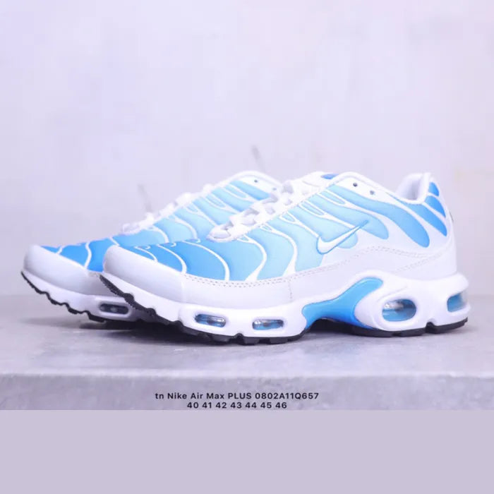 NIKE AIR MAX PLUS