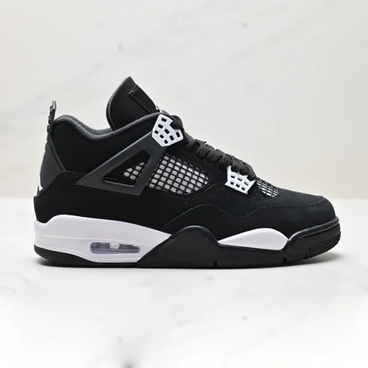 JORDAN 4 RETRO