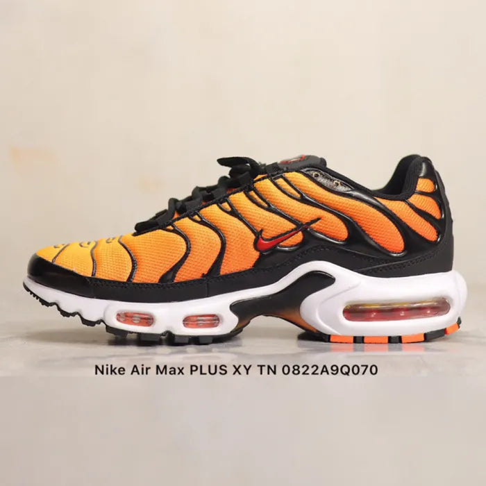 NIKE AIR MAX PLUS