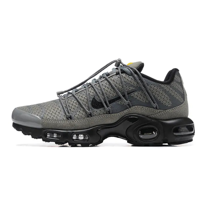 NIKE AIR MAX PLUS UTILITY