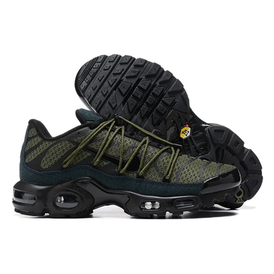 NIKE AIR MAX PLUS UTILITY