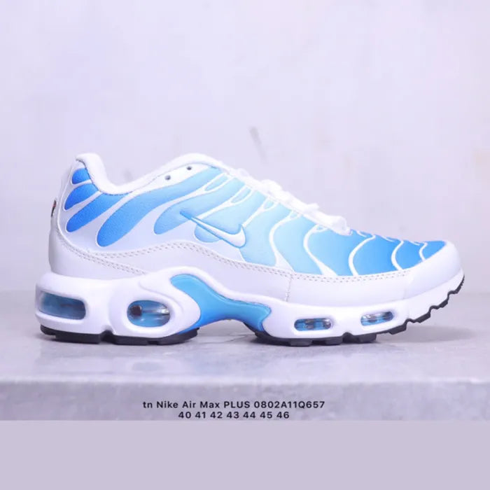 NIKE AIR MAX PLUS