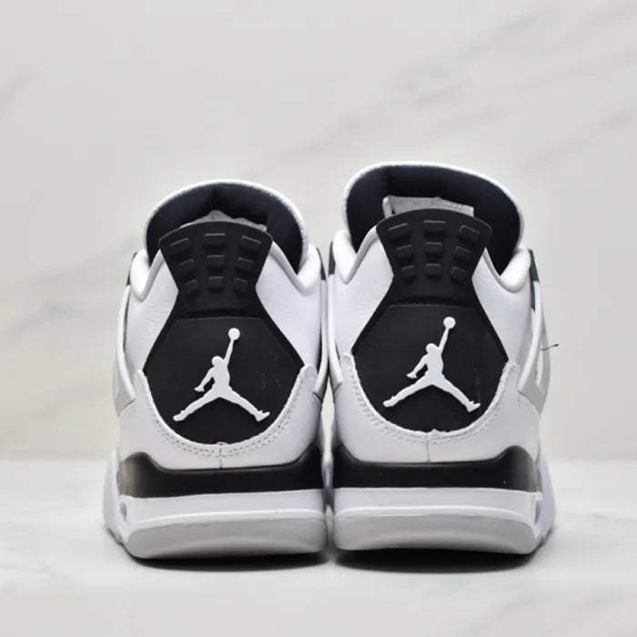 JORDAN 4 RETRO