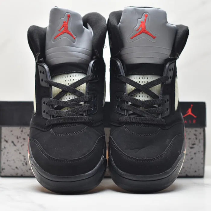 JORDAN 5 RETRO