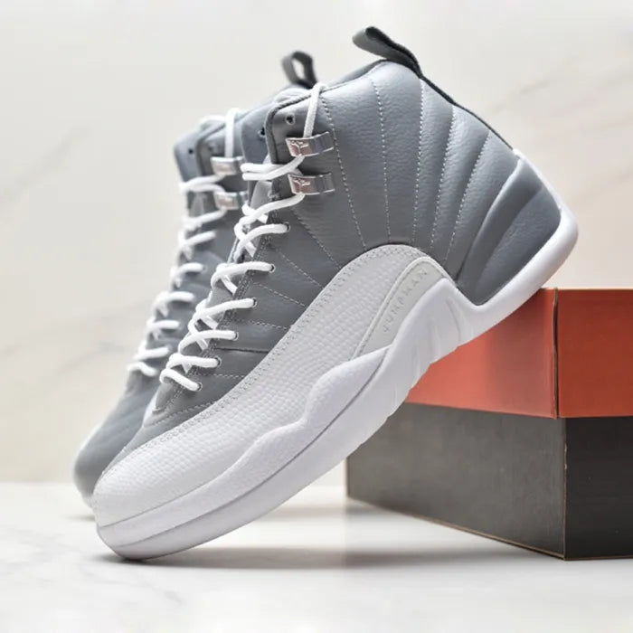 JORDAN 12 RETRO