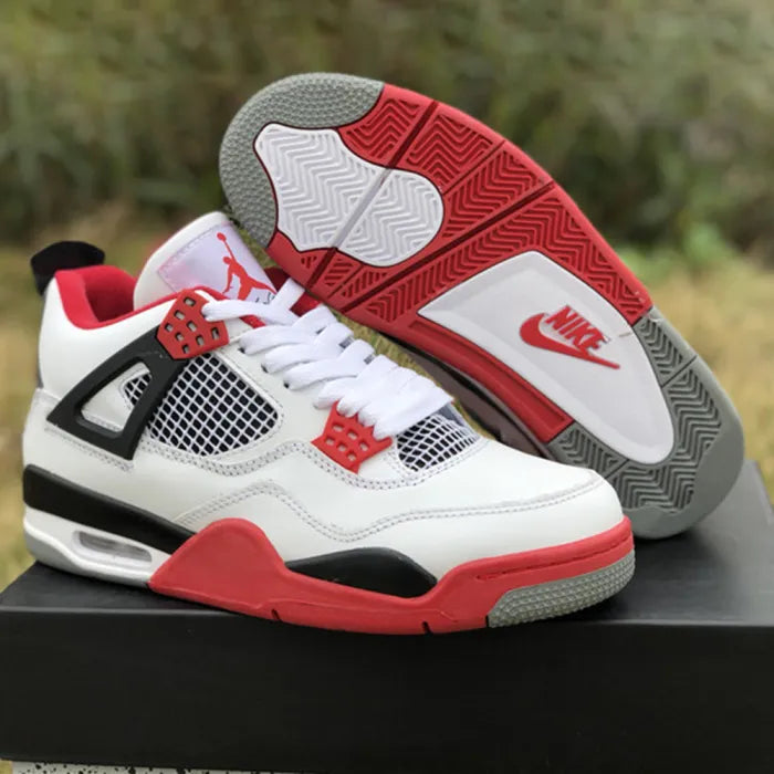 JORDAN 4 RETRO