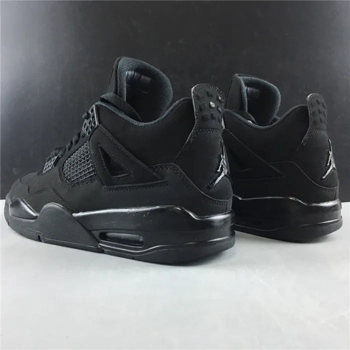 JORDAN 4 RETRO