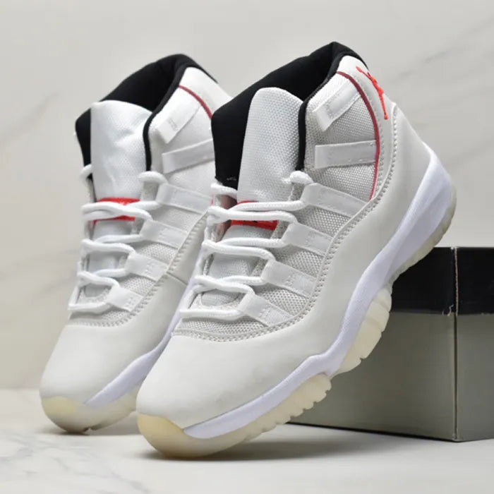 JORDAN 11 RETRO