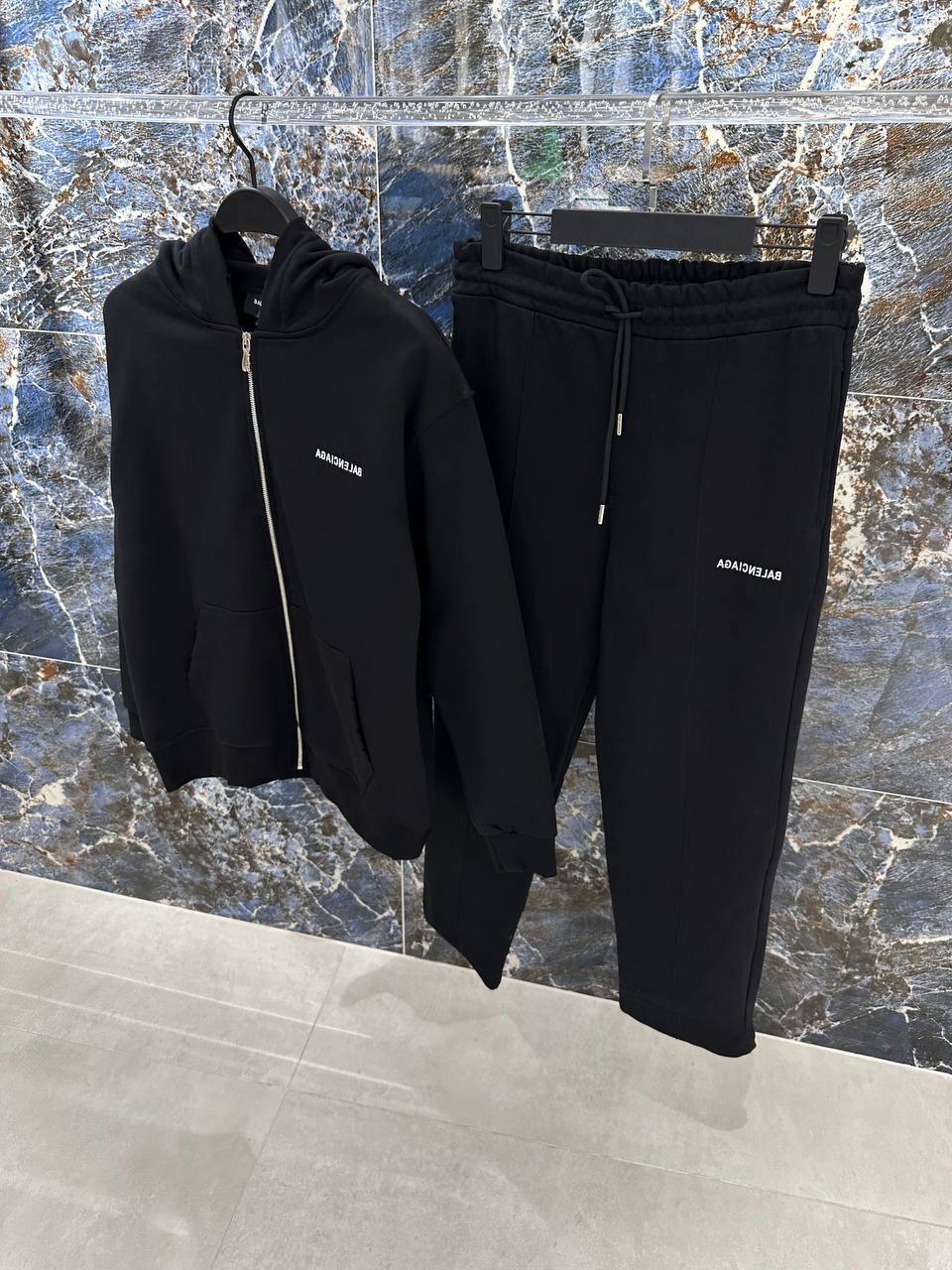 TRACK SUIT BALENCIAGA