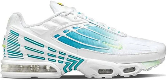 NIKE AIR MAX PLUS 3